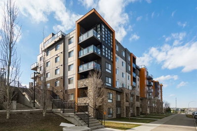 115 - 10 Kincora Glen Park NW