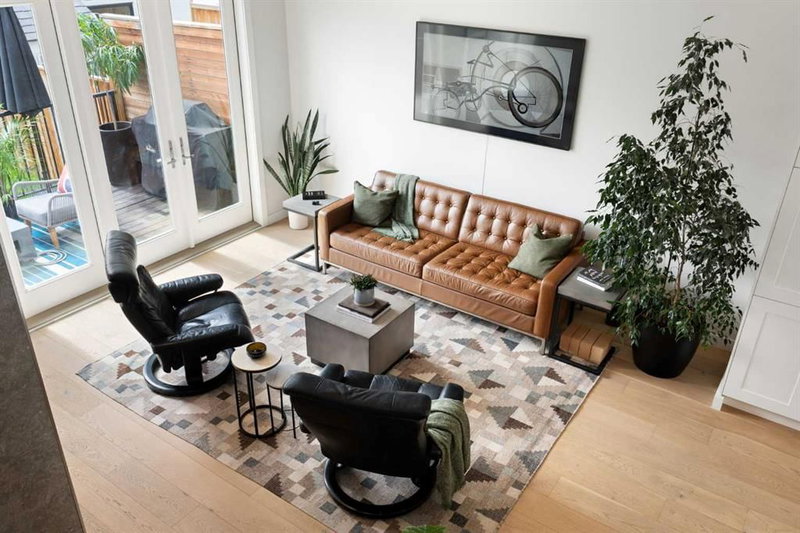 1141 Renfrew Drive NE, Renfrew — interior photo 6