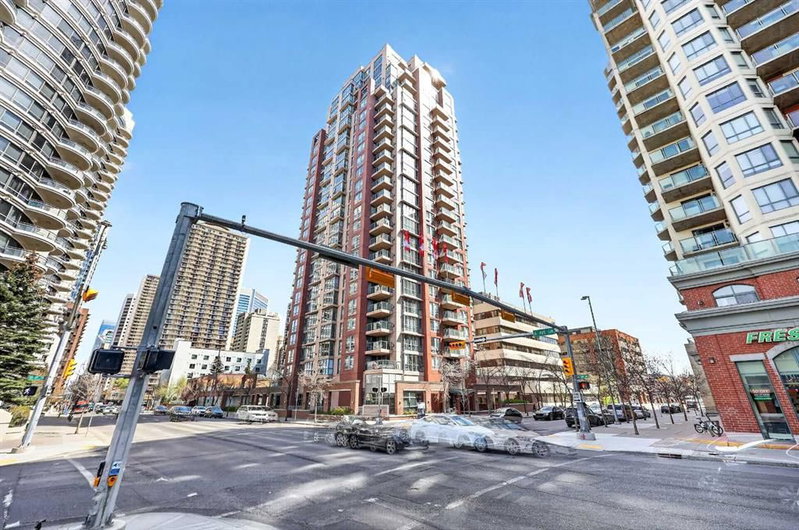 1301, 650 10 Street SW, Downtown West End — photo 2