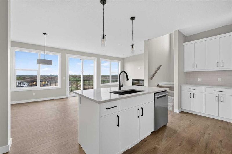 31 Setonvista Grove SE, Seton — interior photo