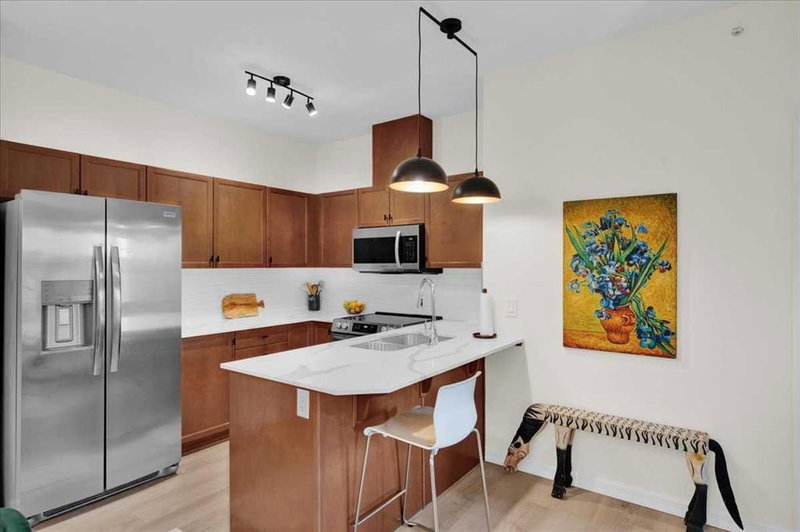 4410, 92 Crystal Shores Road, Crystal Shores — interior photo