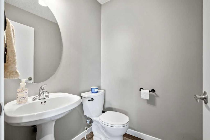 141 Somerset Circle SW, Somerset — interior photo