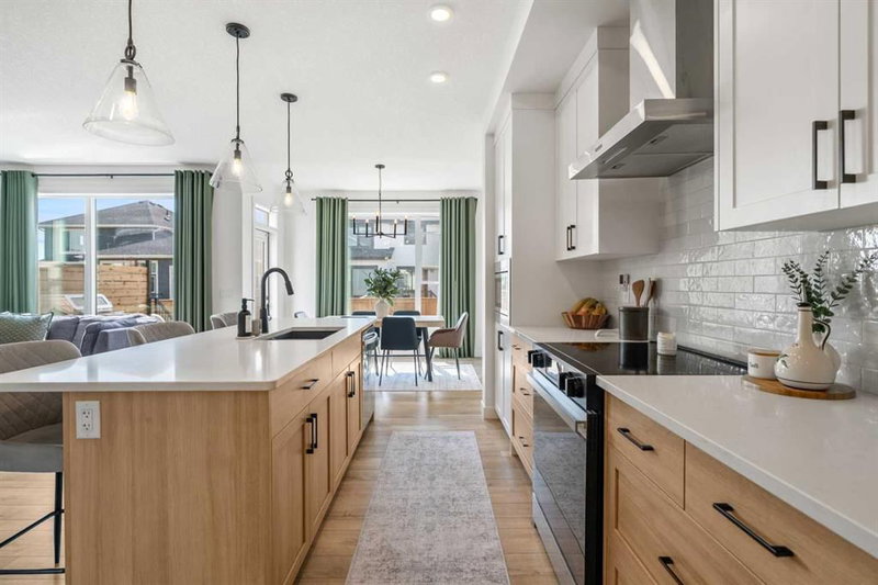 62 Southborough Crescent, Southbow Landing — interior photo