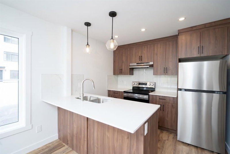 101, 156 park Street, Greystone — interior photo 6