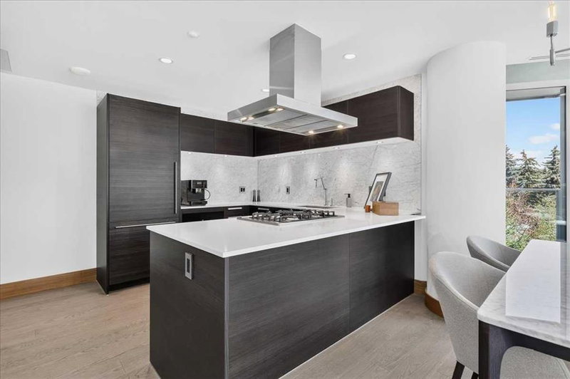 302, 738 1 Avenue SW, Eau Claire — interior photo 6