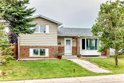 983 Rundlecairn Way