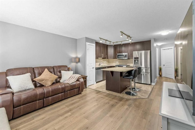 145 Cranford Walk SE, Cranston — interior photo 5