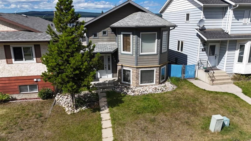 389 BOUTIN Avenue