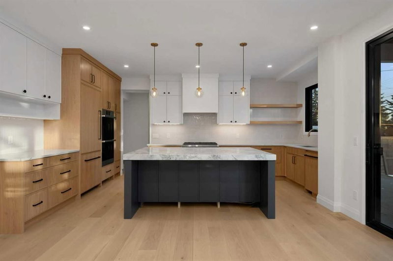3511 34 Avenue SW, Rutland Park — photo 3