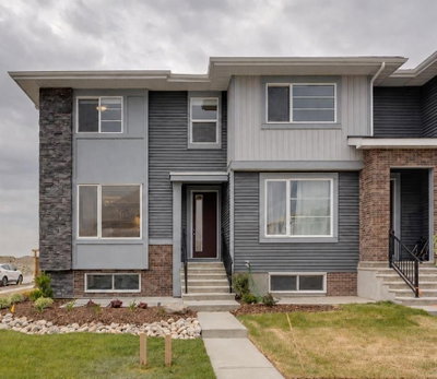 189 Cobblestone Gate SW