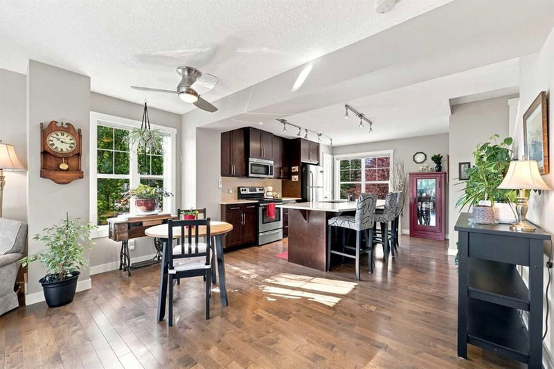 345 Mckenzie Towne Gate SE, McKenzie Towne — interior photo 7