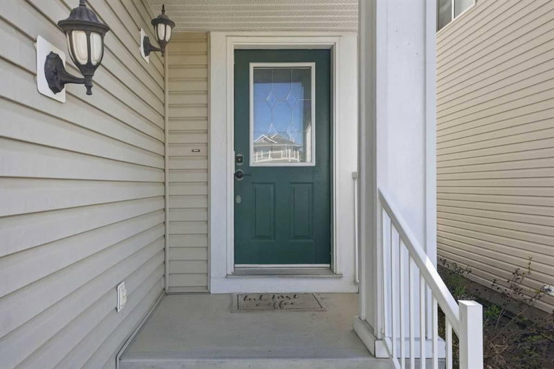 78 Cougar Plateau Way SW