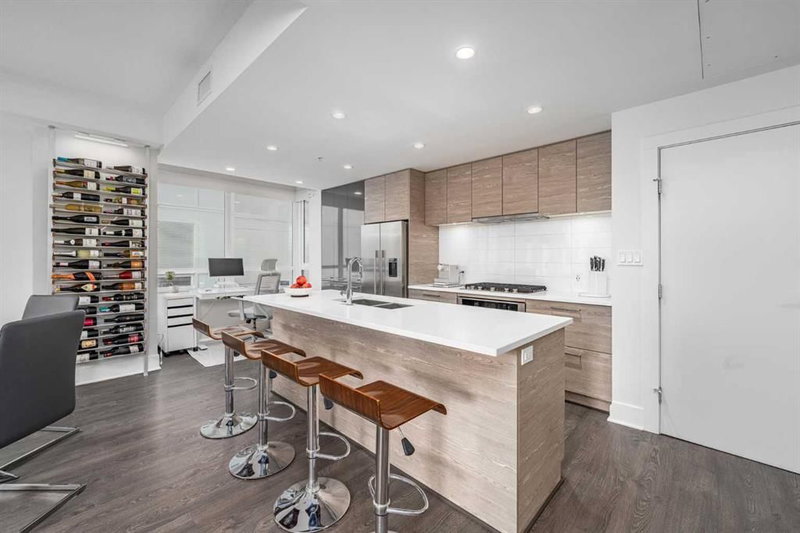 415, 38 9 Street NE, Bridgeland/Riverside — interior photo 5