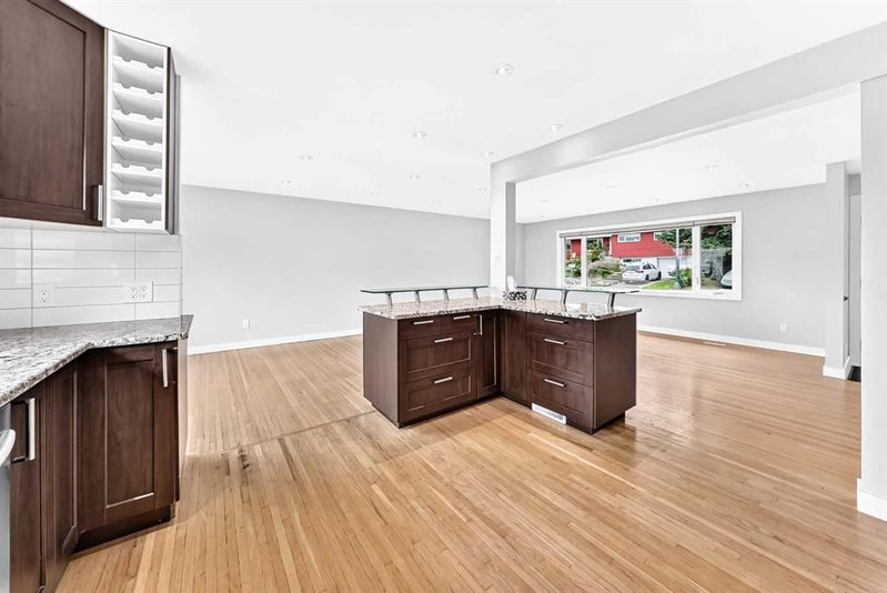 173 Cornwallis Drive NW, Cambrian Heights — interior photo 6