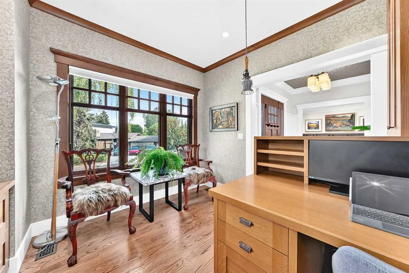 95 Lissington Drive SW, North Glenmore Park — photo 3