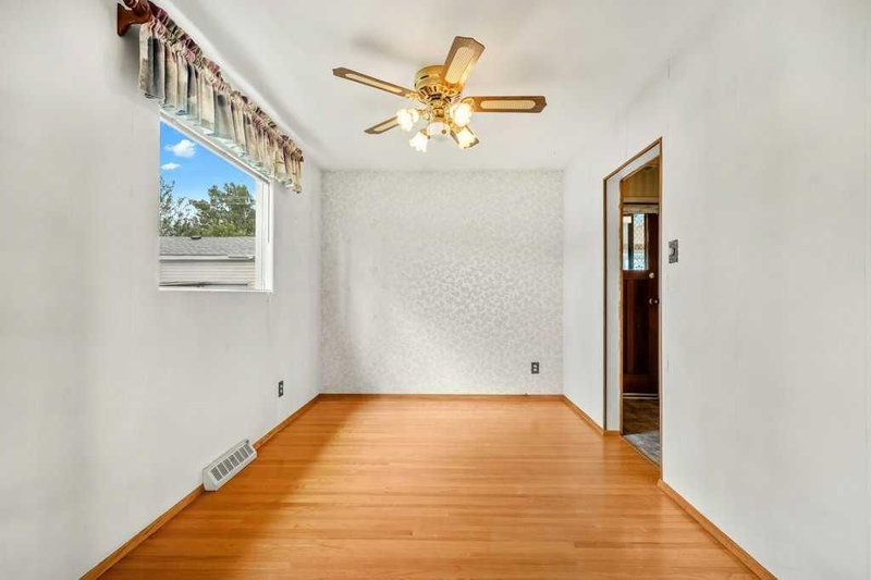 4515 Norquay Drive NW, North Haven — interior photo 7