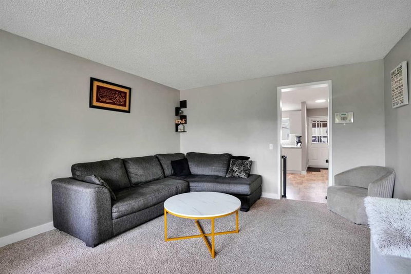 5620 Temple Drive NE, Temple — interior photo 6