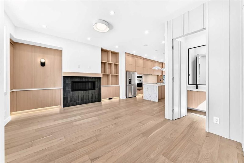 2218 35 Street SW, Killarney/Glengarry — interior photo 5