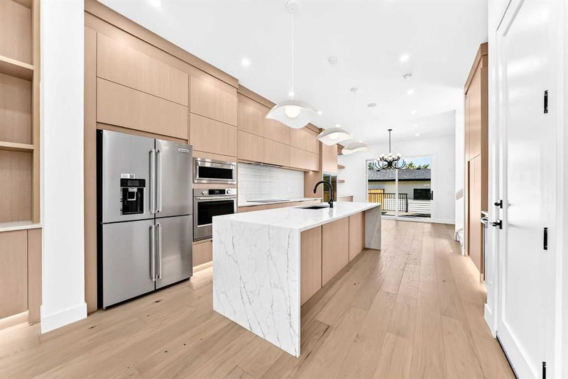 2218 35 Street SW, Killarney/Glengarry — interior photo 6