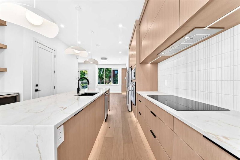 2218 35 Street SW, Killarney/Glengarry — interior photo 7