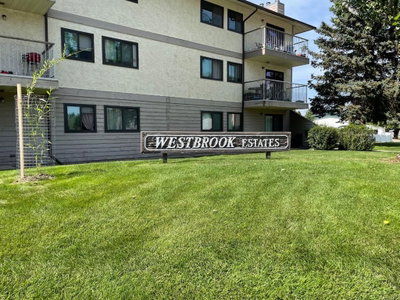 207 - 855 Columbia Boulevard W