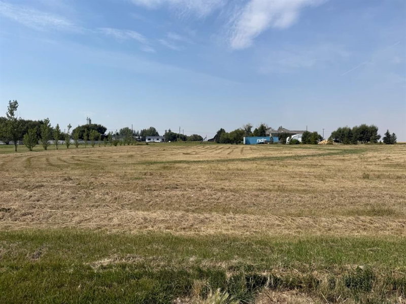 Lot 7 2 Avenue NW