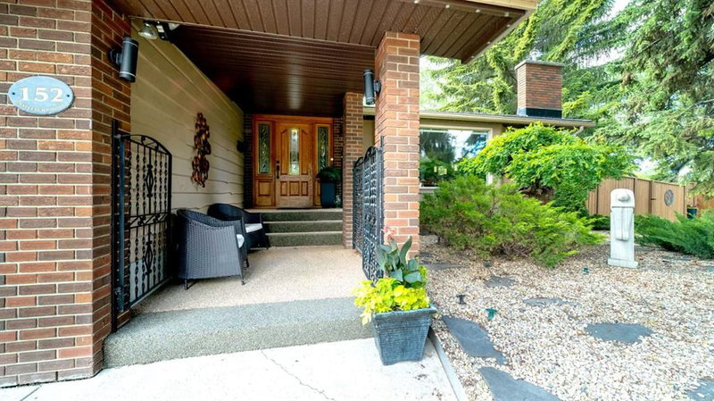 152 Mapleburn Drive SE, Maple Ridge — interior photo