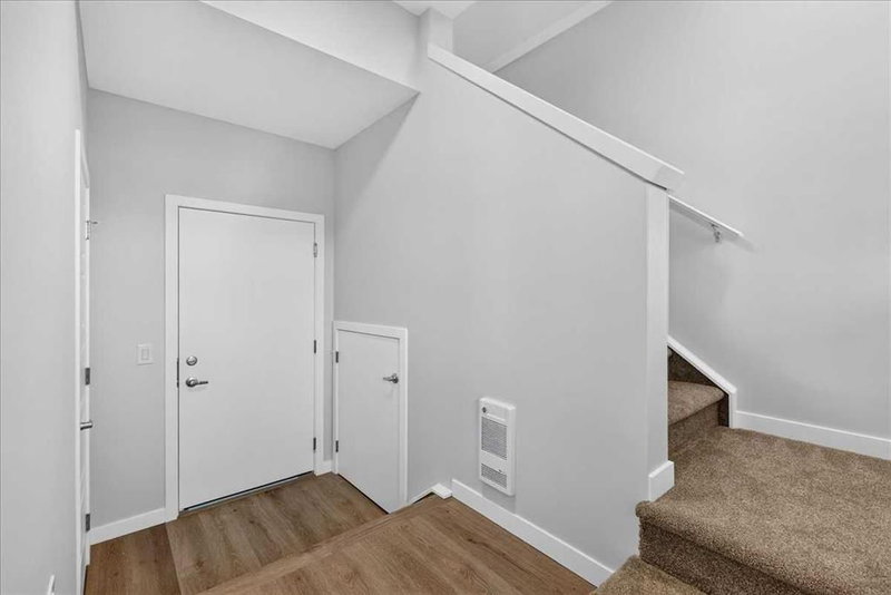 201, 1750 Rangeview Drive SE, Rangeview — interior photo 5