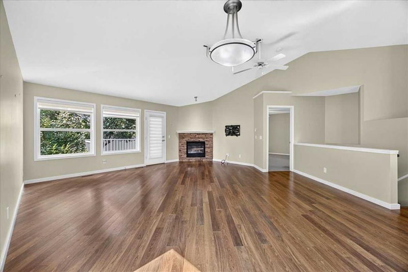 441 Freeman Way NW, High River Golf Course — interior photo 5