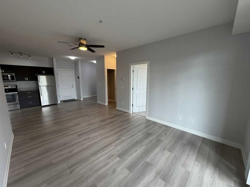 219, 117 Copperpond Common SE, Copperfield — interior photo 5
