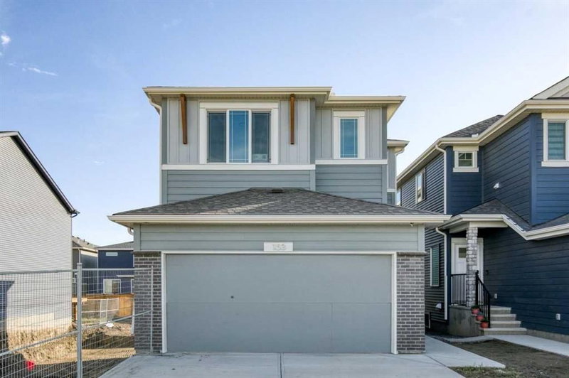 153 Snowberry Common SE