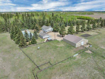 464012 A Range Road 233 Road