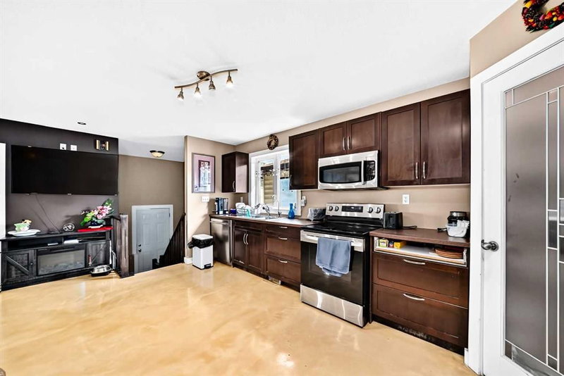 7616 23 Street SE, Ogden — interior photo