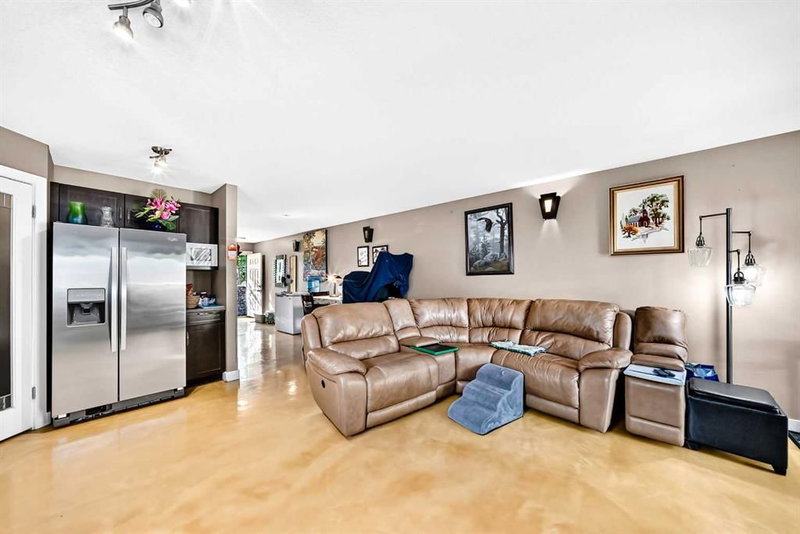 7616 23 Street SE, Ogden — interior photo 5