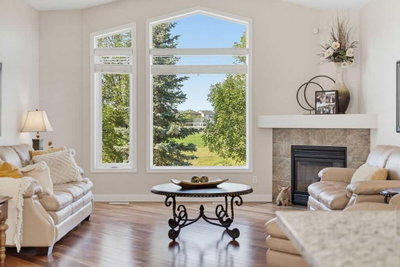 111 Invermere Close
