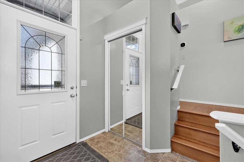 23 Copperfield Rise SE