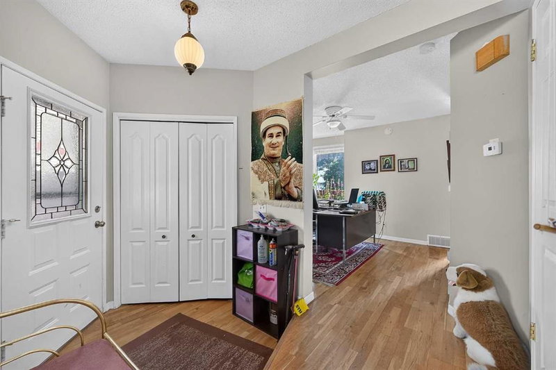 36 Templegreen Bay NE, Temple — interior photo 6