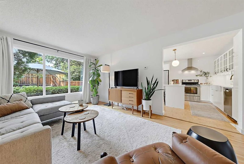 49, 2815 Palliser Drive SW, Oakridge — interior photo 5