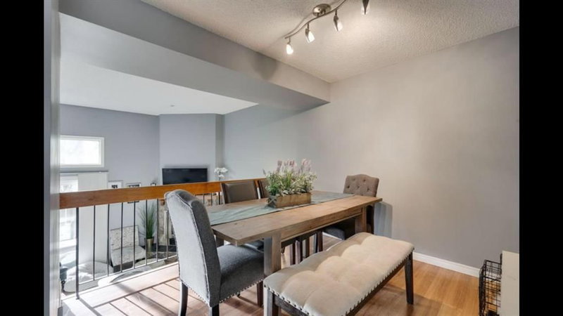 164 Glamis Terrace SW, Glamorgan — interior photo 5
