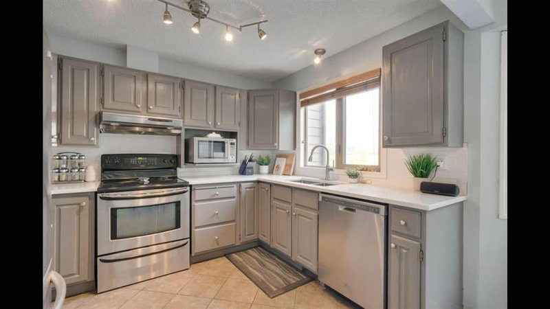 164 Glamis Terrace SW, Glamorgan — interior photo 7