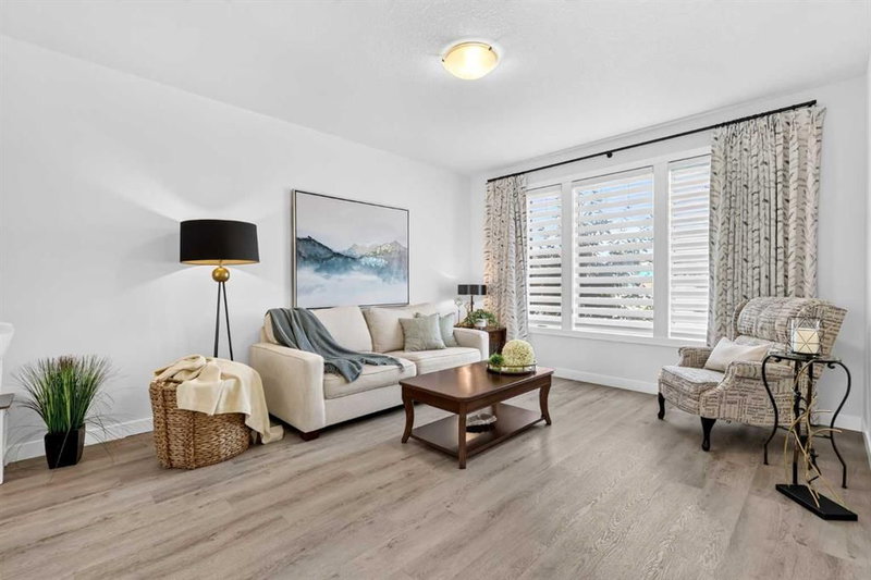 132 Creekside Drive SW, Pine Creek — interior photo