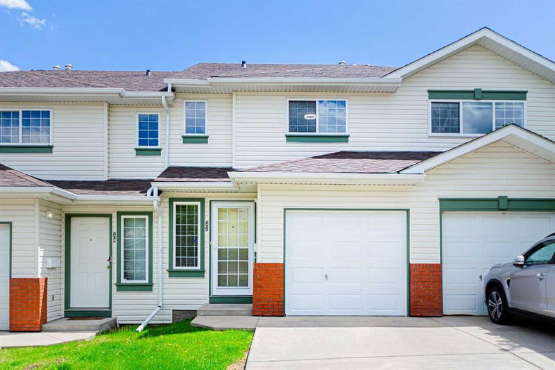 88 Country Hills Villas NW — listing photo