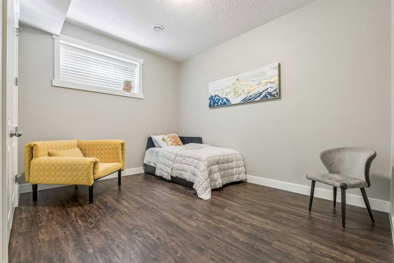 30 Ascot Crescent SW, Aspen Woods — photo 3