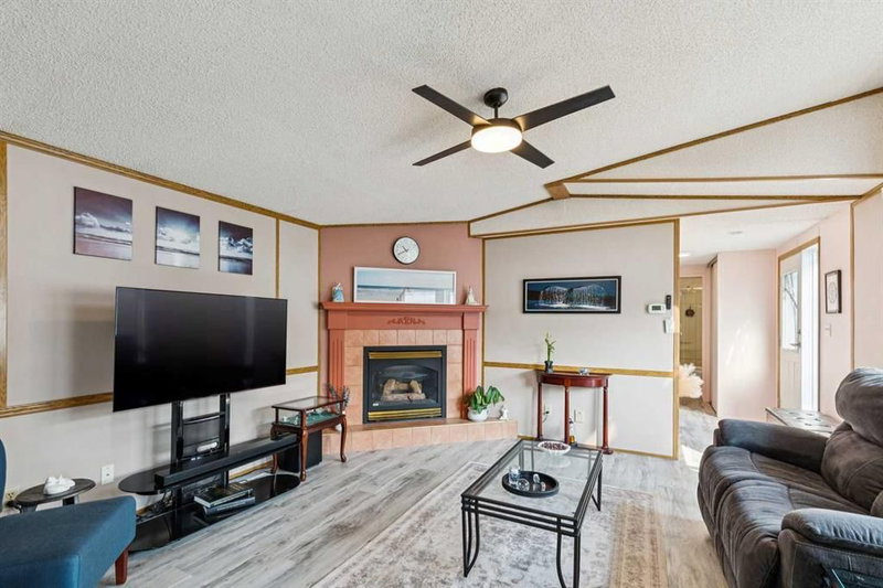 25 Erin Woods Circle SE, Erin Woods — interior photo 6