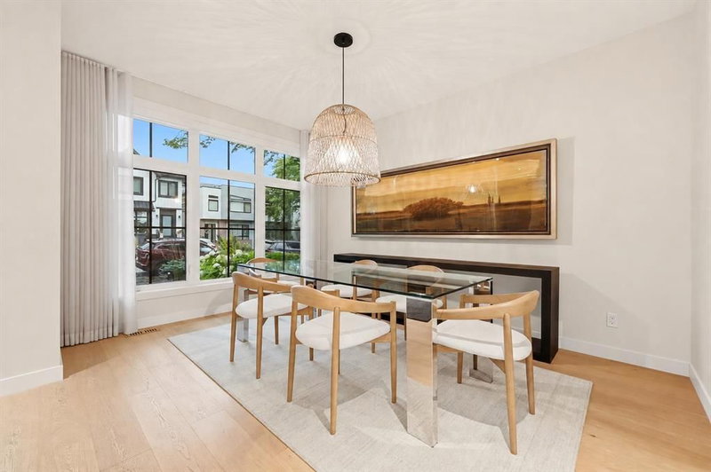 2820 36 Street SW, Killarney/Glengarry — interior photo 5