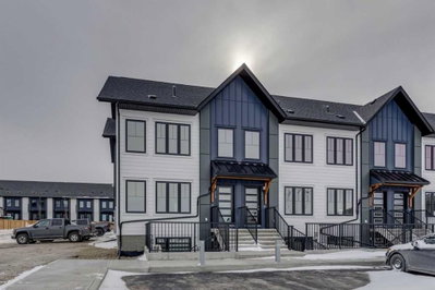 215 - 40 Livingston Parade NE