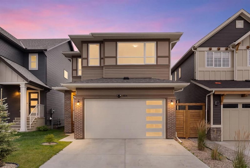 464 Lawthorn Way SE, Airdrie, Alberta