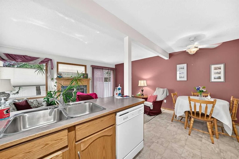 20 Everstone Place SW, Evergreen — interior photo 6