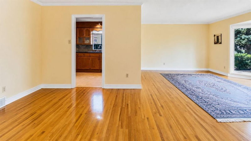 1027 Lake Sylvan Drive SE, Lake Bonavista — interior photo 5