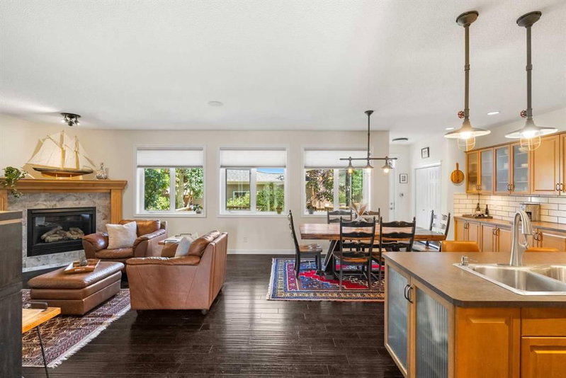 123 Prestwick Manor SE